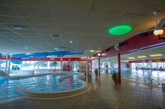 Geluidsinstallatie zwembad Geluidsinstallatie zwembad