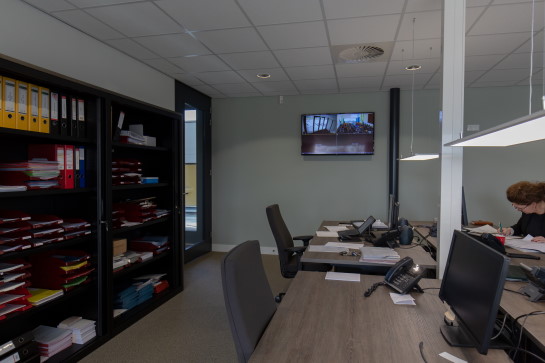 Geluidsinstallatie in werkplaats door Rients Faber Geluidsinstallatie in werkplaats door Rients Faber