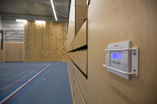 Balbestendige bedieningspaneel sporthal Balbestendige bedieningspaneel sporthal