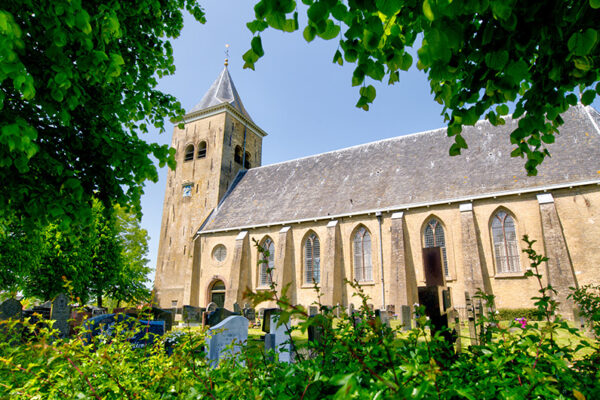 PKN Martini Kerk Easterein Zijkant